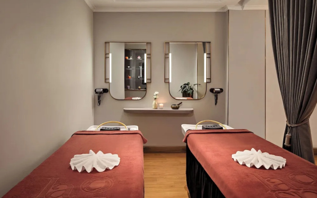 La Siesta Premium Lakeside – Guest Rooms – Hanoi