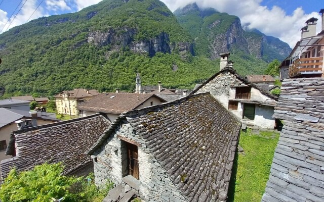 Room-"casa Coerente" Cavergno - Room #2