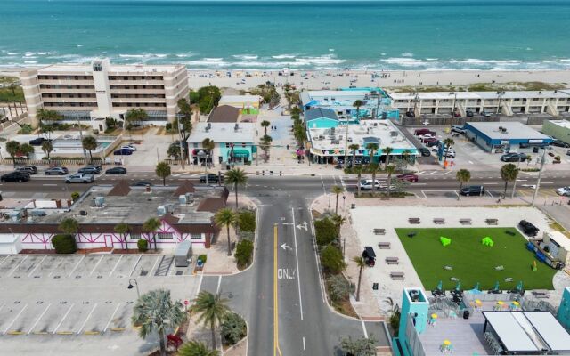 The Oasis at Cocoa Beach