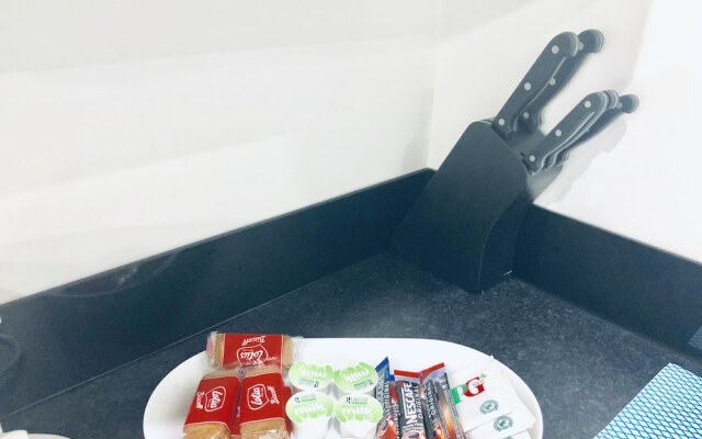 Snapos Luxury Serviced Apartments – Shield House