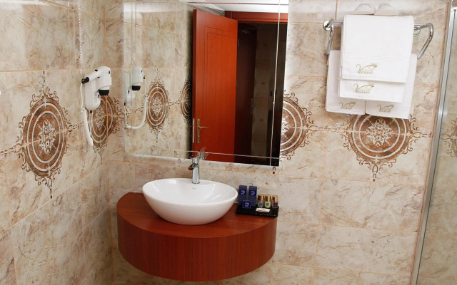 Grand Vuslat Hotel