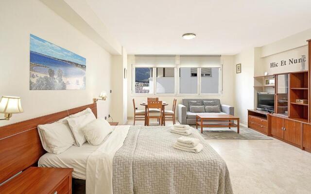 Apartamento en 1ª línea de playa, Estepona Centro