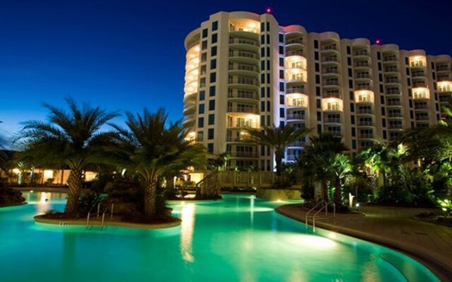 The Palms of Destin Resort by Panhandle Getaways