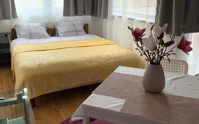 Tigraki Apartment Budapest