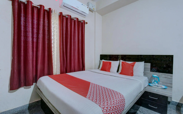 OYO 9544 Hotel Crown Residency