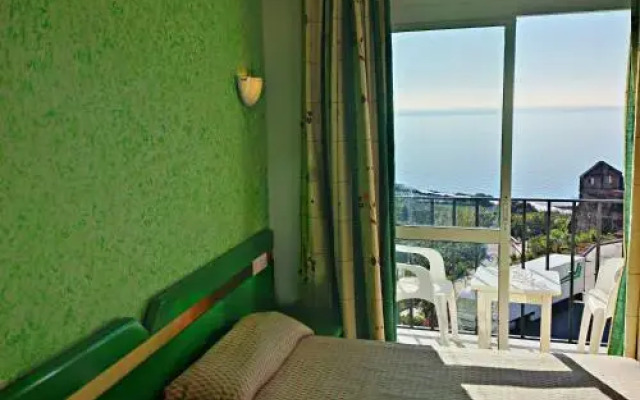 Apartamentos Balcon de Maro