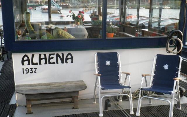 Boat & Breakfast Alhena