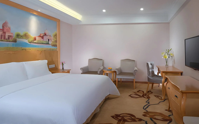 Vienna Hotel (Shenzhen Pingdi Huancheng South Road) – Guest Rooms – Shenzhen