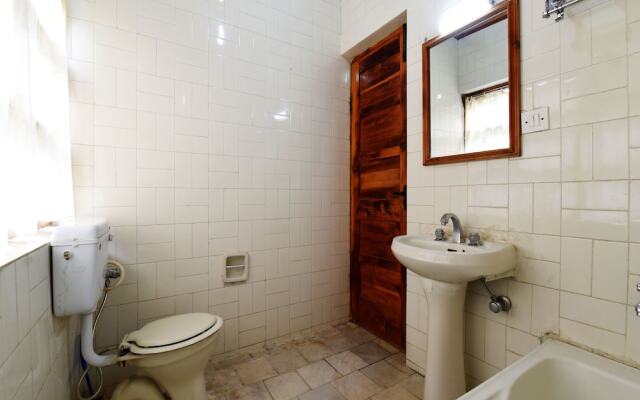 OYO Home 15642 Luxurious 2BHK