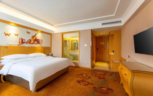 Vienna Hotel – Guest Rooms – Wuhan