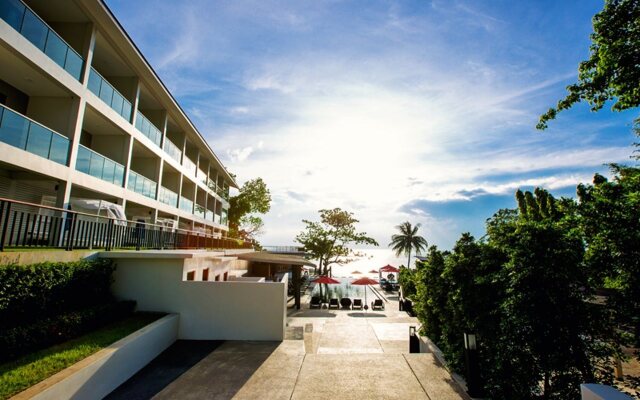 Sunset Beach Club Hotel & Spa