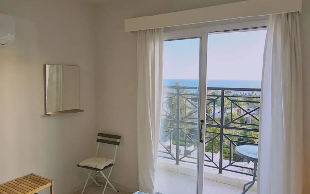 99 LIM - Stay Almeria Apartment