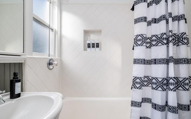 The Fremont Charmer 2BR