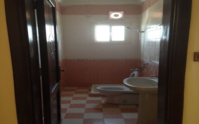 Al Eairy Furnished Apartments Tabuk 2