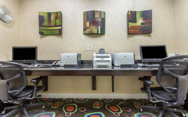 Comfort Suites Florence I-95