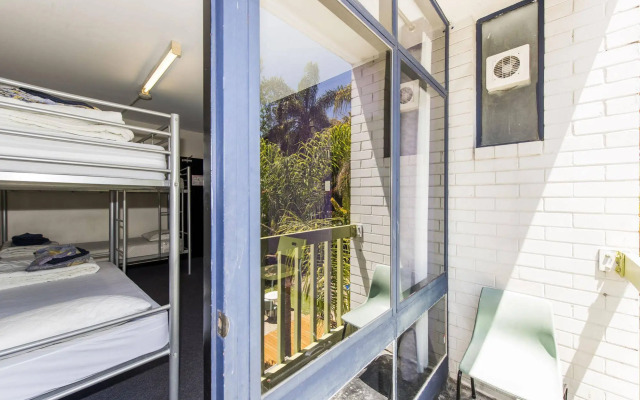 Billabong Backpackers Resort