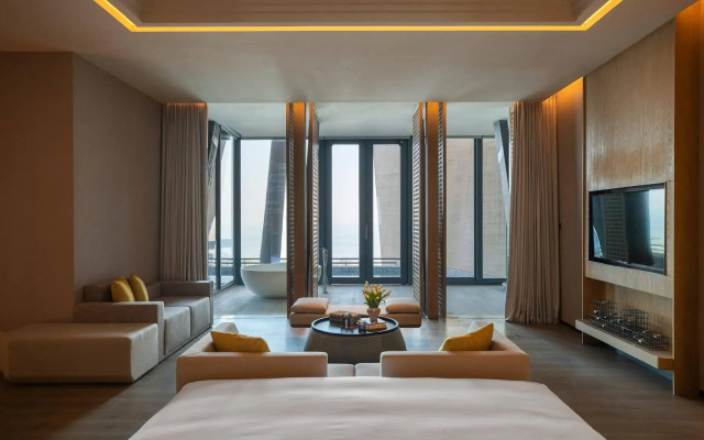 Renaissance Xiamen Hotel