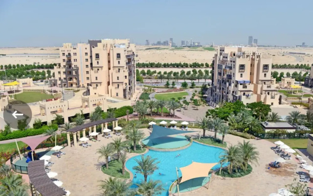 2-Bedroom Holiday Home Remraam Community