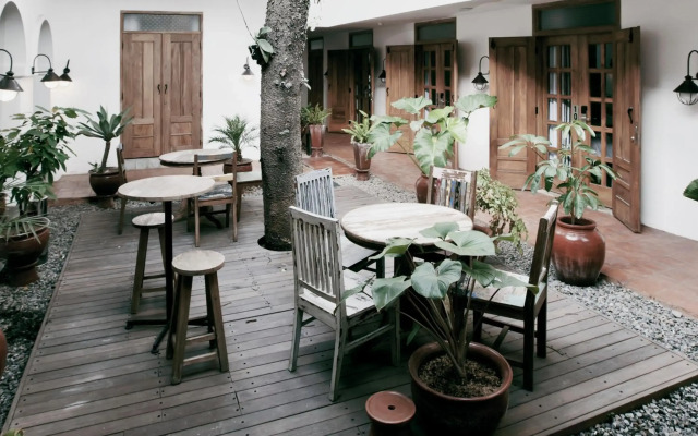 Adhisthana Hotel