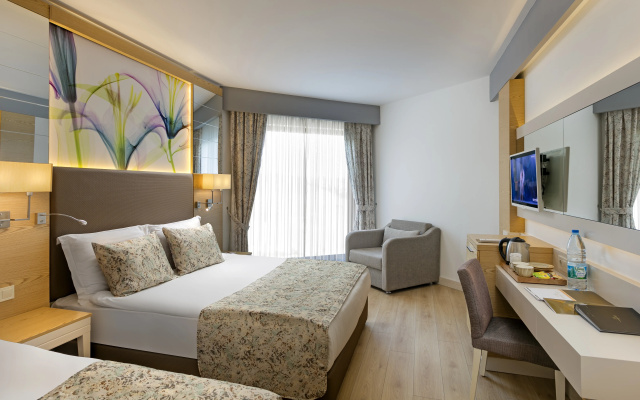 Glamour Resort & Spa - All Inclusive