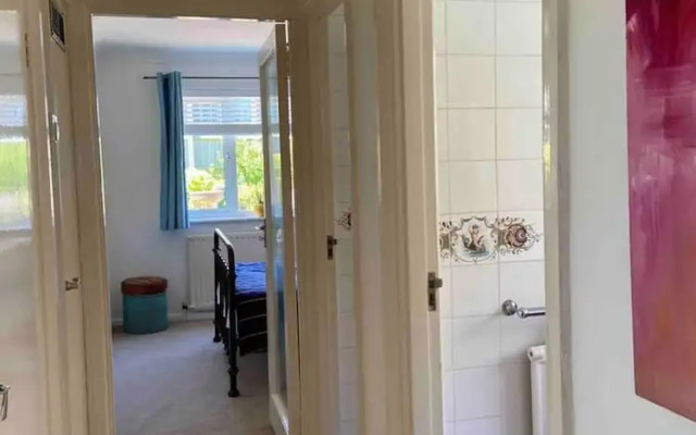 2 Bed Retreat With Amazing Sea Views in Brighton
