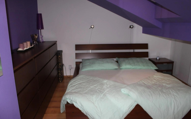 Sunny Two-story Apartment Kyje