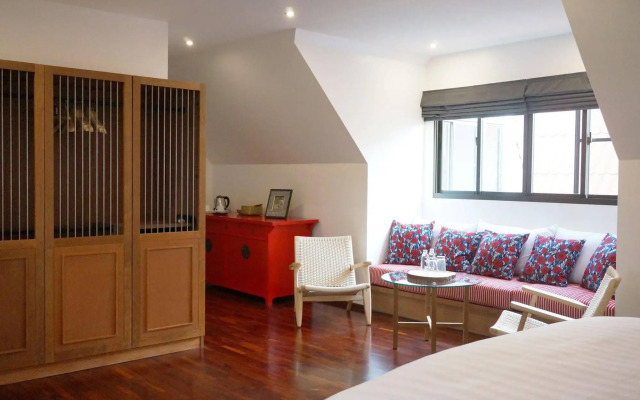 The Twelve Hotel