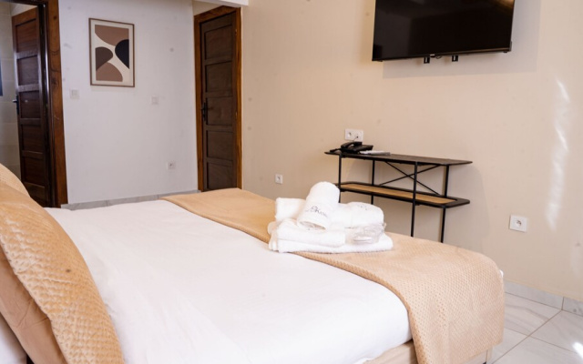Kadiss Hotel