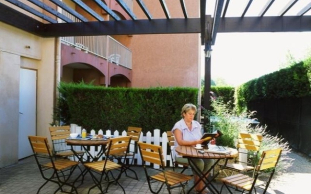 Citadines Aparthotel Aix Jas De Bouffan