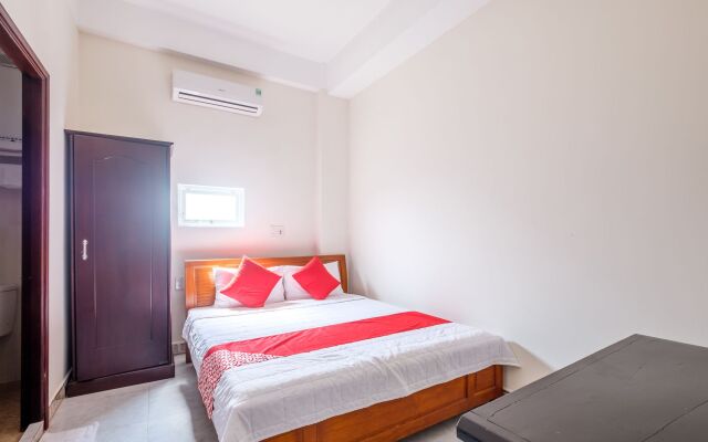 OYO 117 Gina Hotel