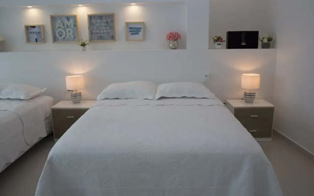 Hakuna Beach House