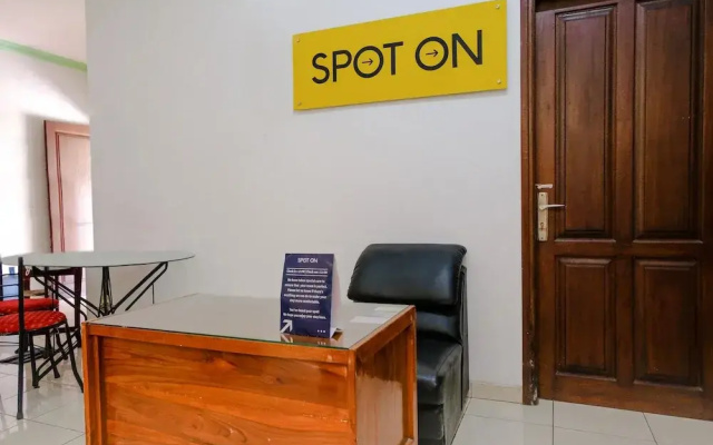 SPOT ON 2749 Tiga Sinar Residence