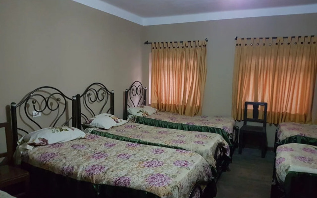 Alojamiento El Turista - Hostel