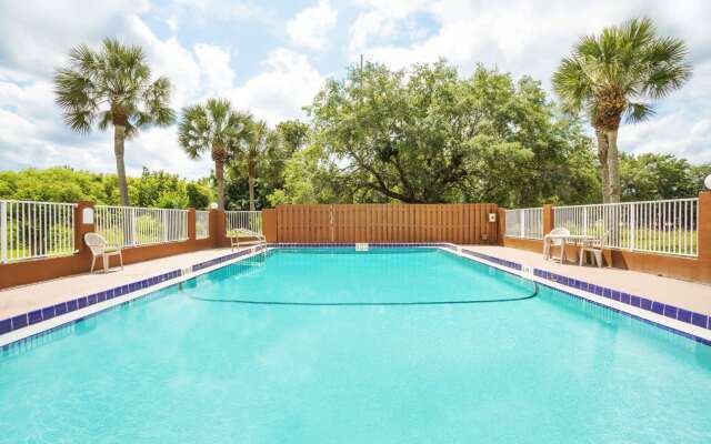 Super 8 by Wyndham St. Augustine