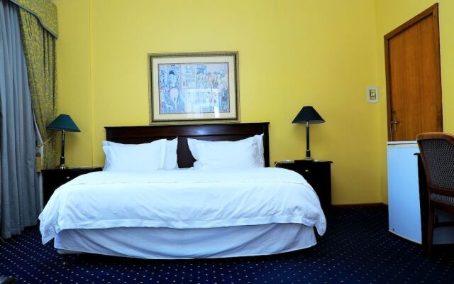 Kings Tide Boutique Hotel