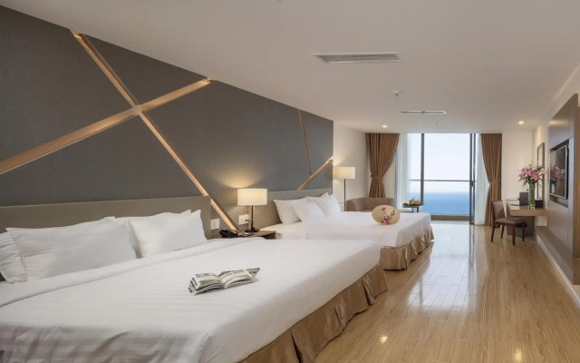 King Town Grand Hotel & Wedding Center