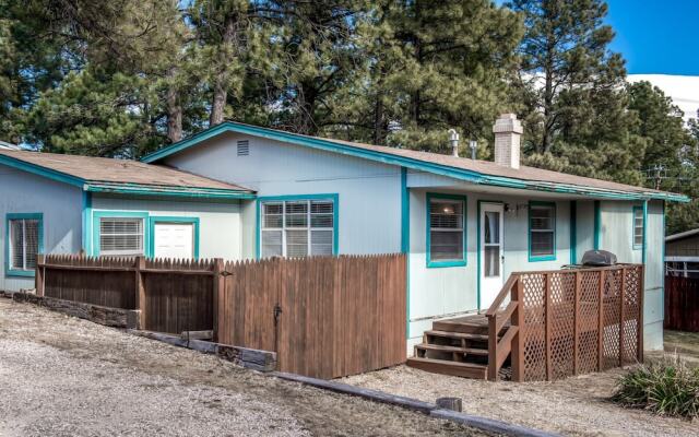 101 Sierra Mountain Cabin - Three Bedroom Cabin