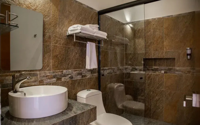 Tres Soles Apartments