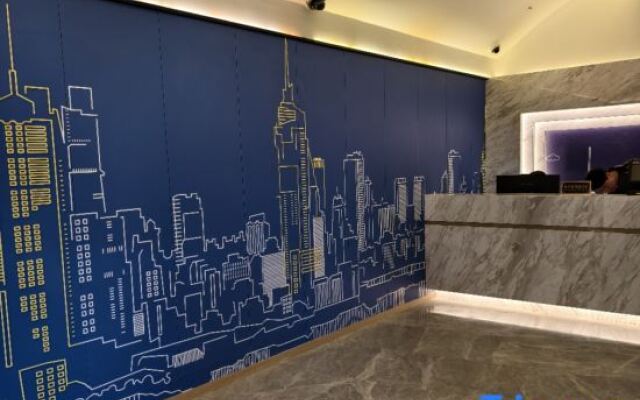 Waiting Hotel (Shanghai Jing'An Temple Beijing West Road)