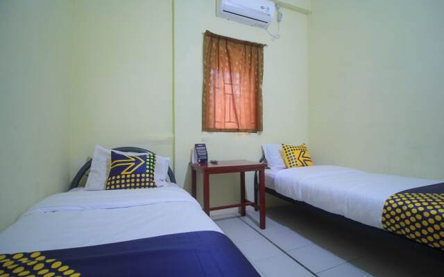 SPOT ON 2305 Andys Nur Penginapan