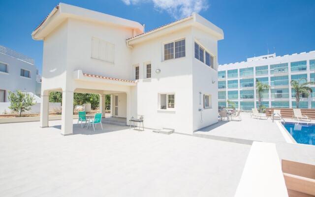 Protaras Holiday Villa Dv16