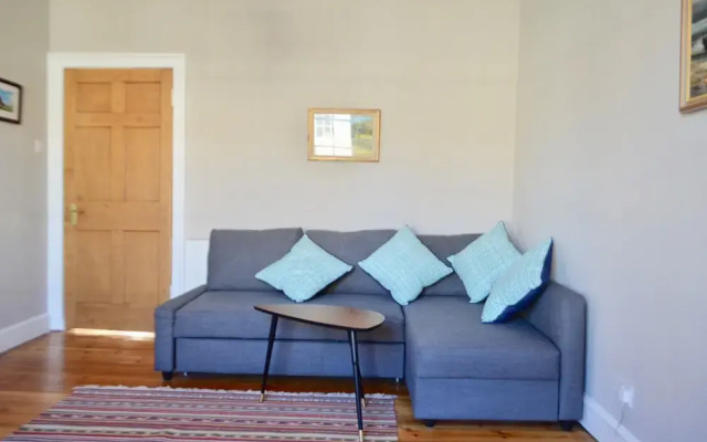1 Bedroom Flat Near Princes St Sleeps 4