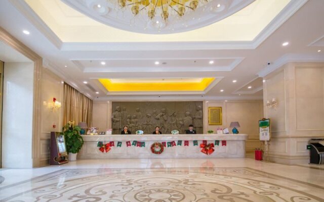 Vienna International Hotel (Wuhan Yangtze River 2nd Bridge Hankou Jiangtan)