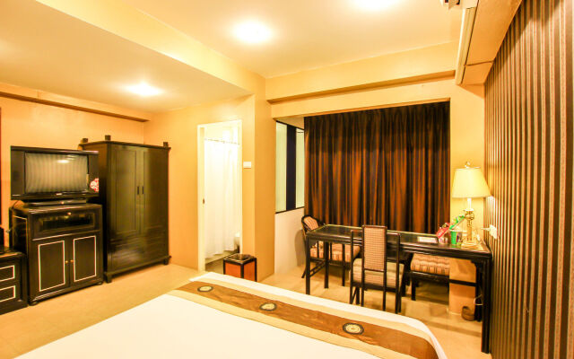 MAMBA and Baan Aranya Serviced Apartment