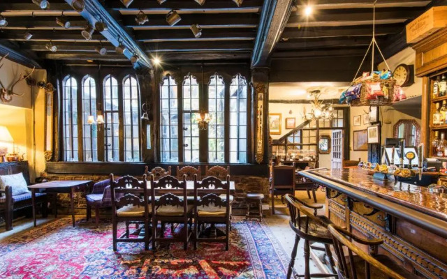Luttrell Arms Hotel