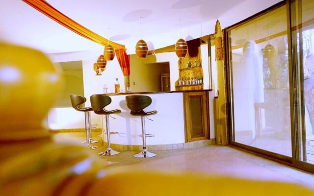 PrideInn Mara Camp & Cottages