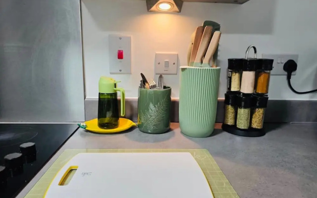 Kensington Bliss - 3 Bedroom House in Colchester