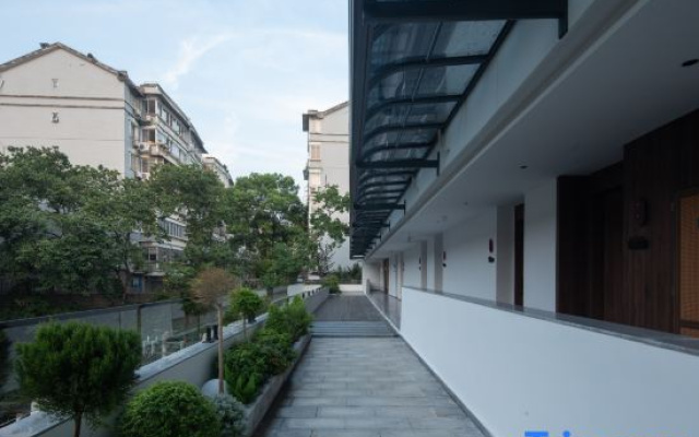 Mehood Yizhi Hotel (Jingdezhen Imperial Kiln Factory China Ceramics Museum Branch)