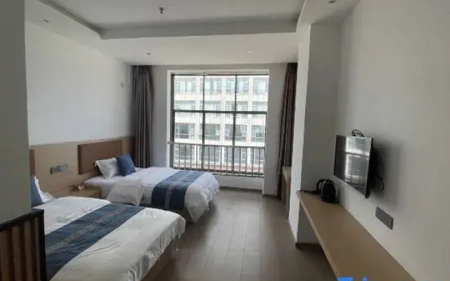 Qiubei Jindu Hotel (Jiaolian Square)