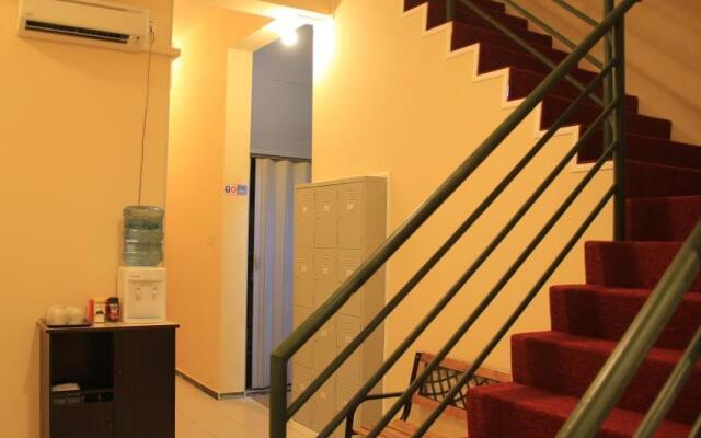 Prima B & B Hostel